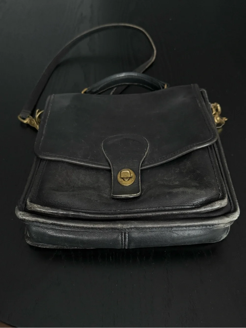 Vintage Coach Black Station Bag - Picture 5 of 11